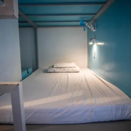 Mad Monkey Hostel Boracay-2