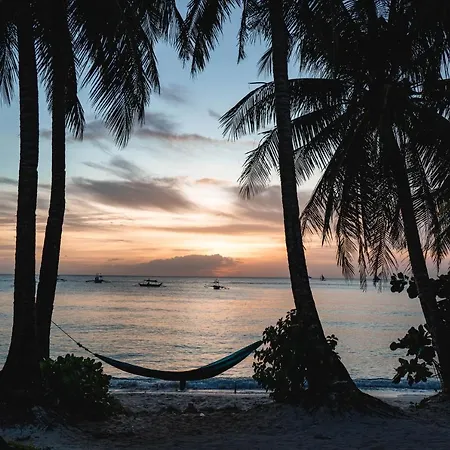 Mad Monkey Hostel Boracay-3